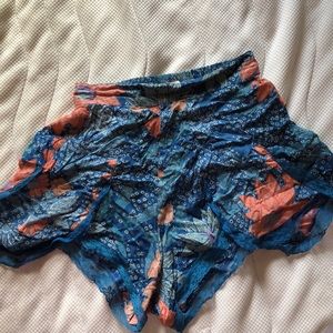 Blue floral urban outfitters shorts xs